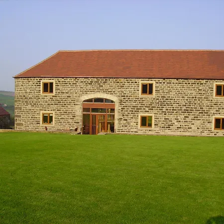 Daire Padley Farm *