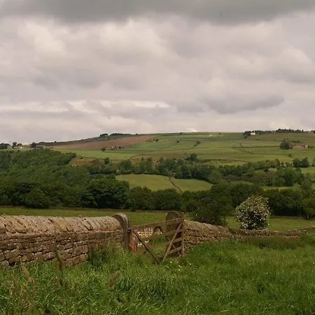 Daire Padley Farm