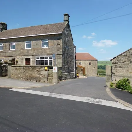 Padley Farm Daire Bradfield