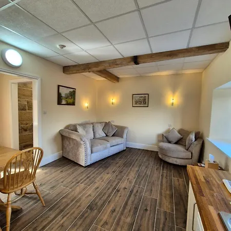 Daire Padley Farm Bradfield
